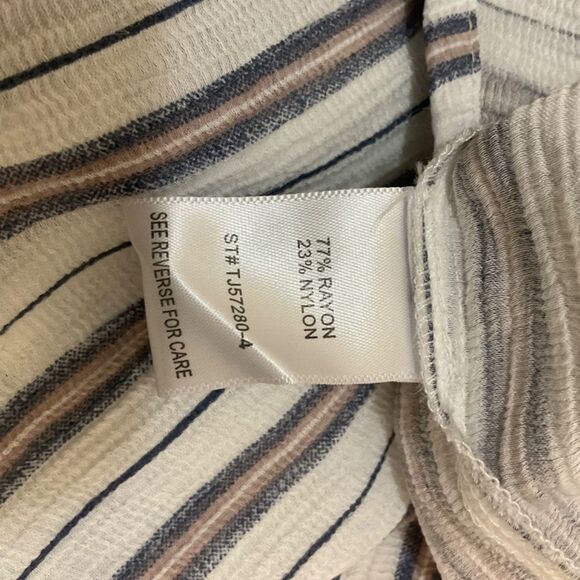 Vixbe front tie top small with tags NEW - Picture 6 of 7